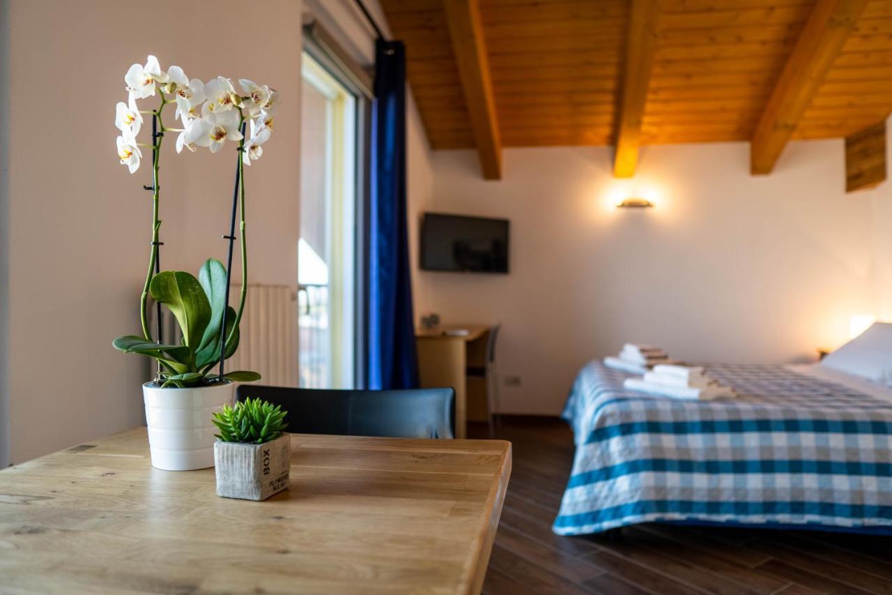 Residence Le Palme Torrazza Piemonte Экстерьер фото
